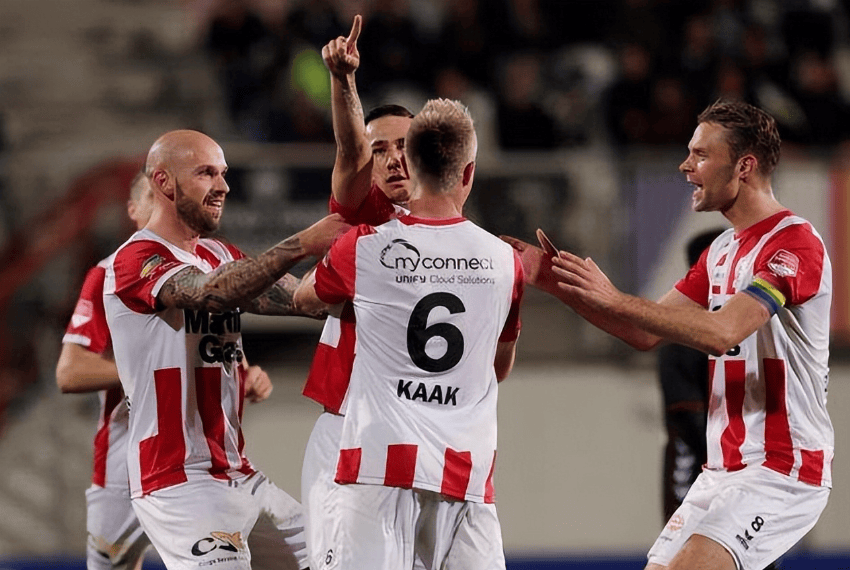 非常认真 非常认真