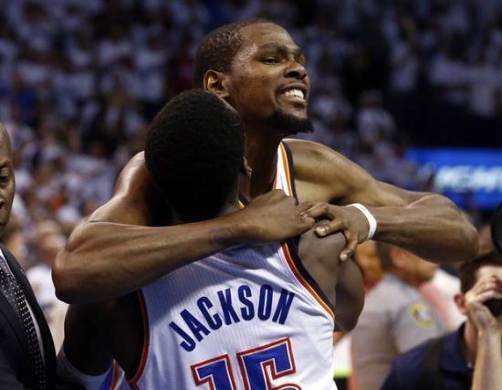 使球队具备 使球队具备